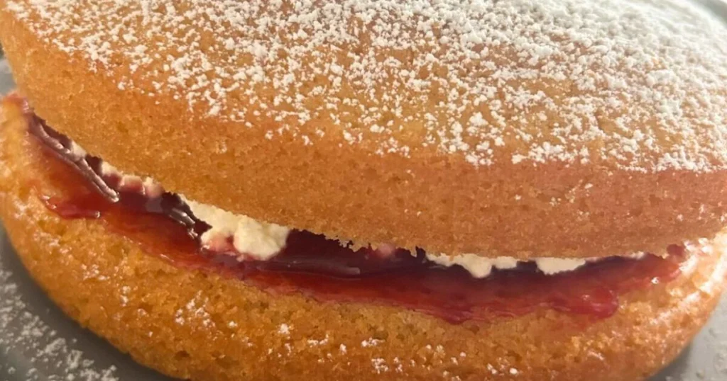 Nigella Victoria Sponge