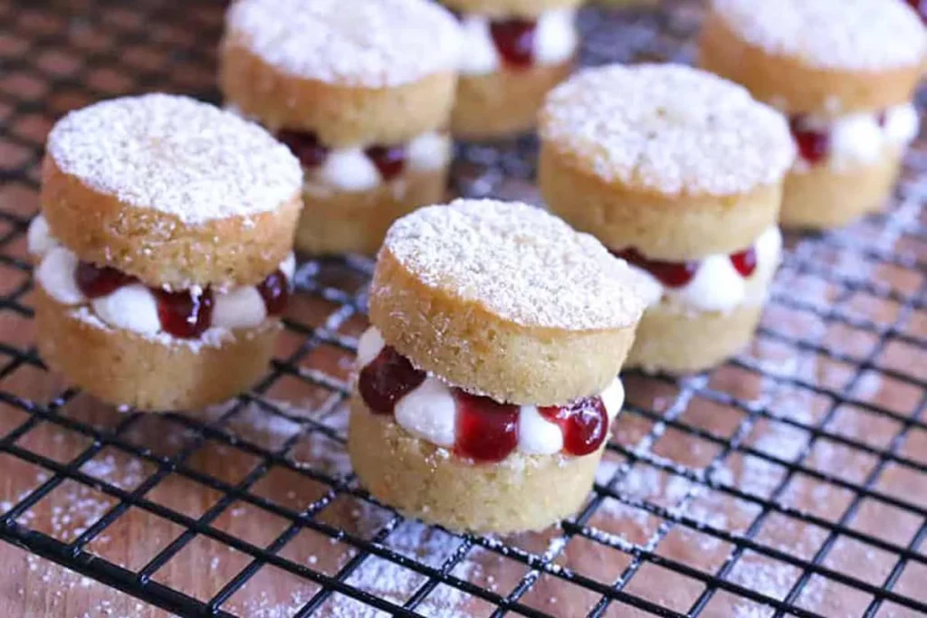 Victoria-Sponge-Cake-Recipe